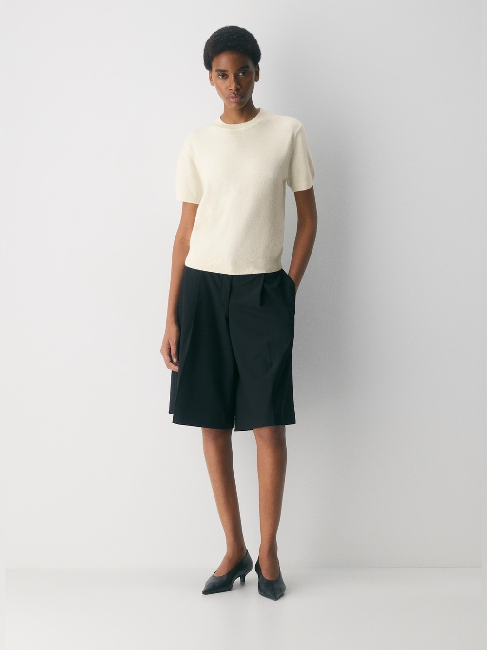 Aritzia Bare Cashmere Bloor Shortsleeve Sweater